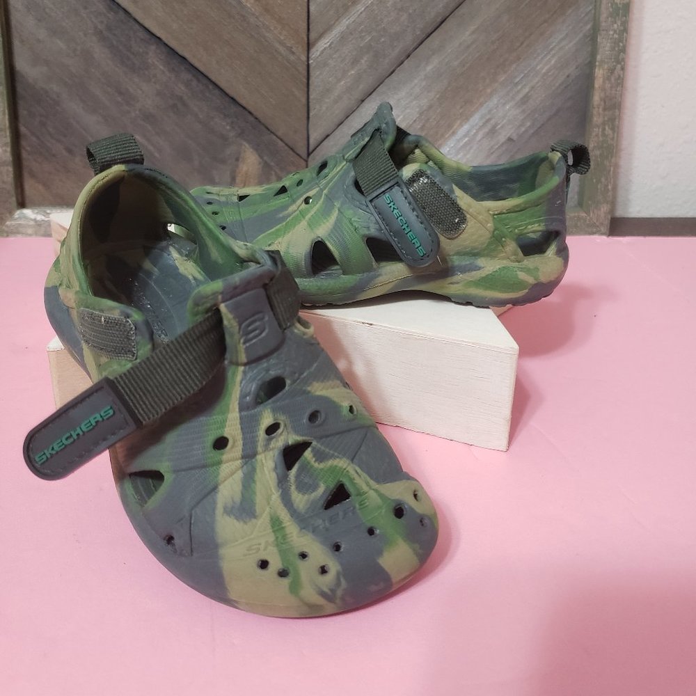 Skechers Camo W/ Velcro Strap Rubber Water Shoes/Sandals Toddlers Size 7 - Picture 5 of 5